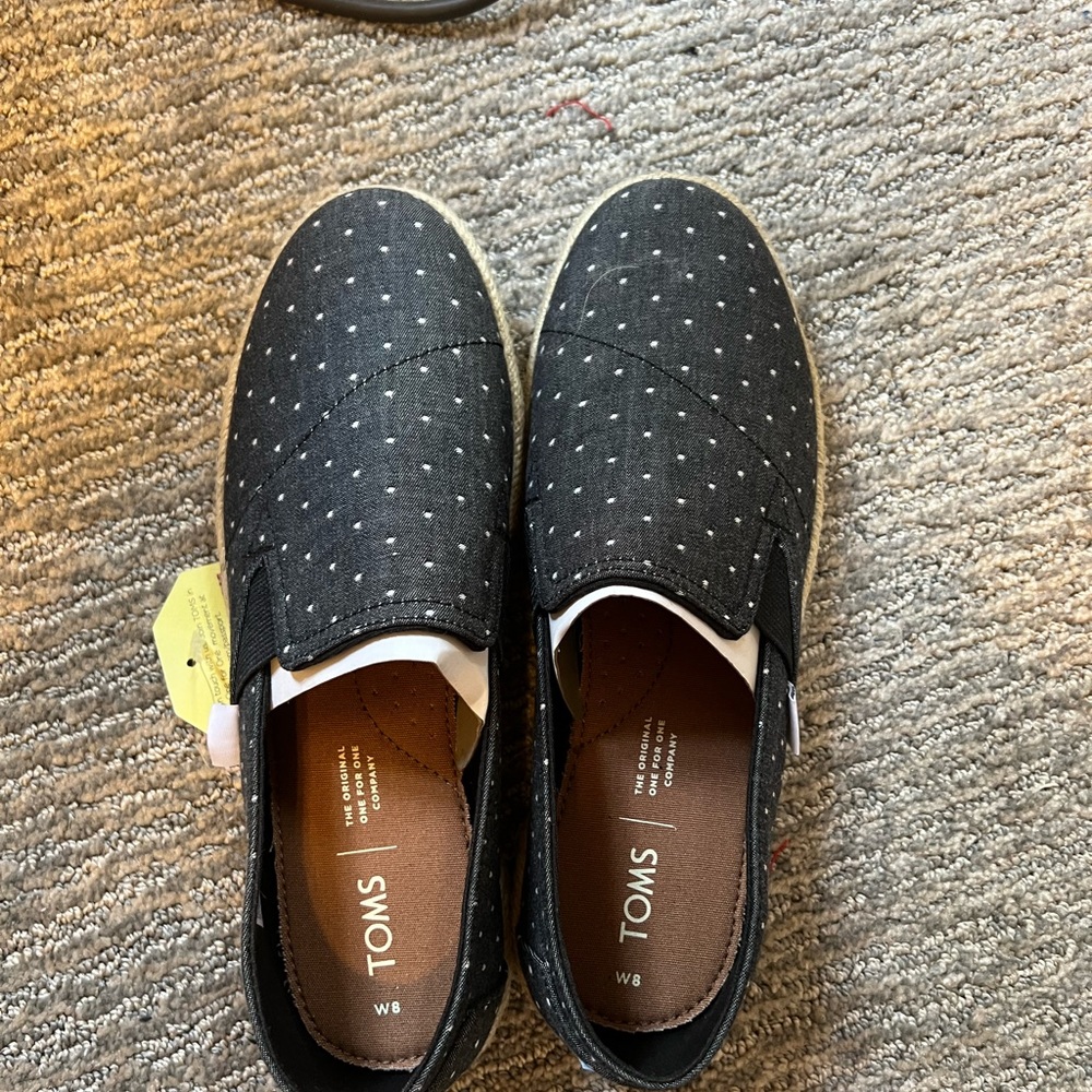 TOM shoes